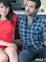 Juliette March In Slappy Ass Joes - photo 00