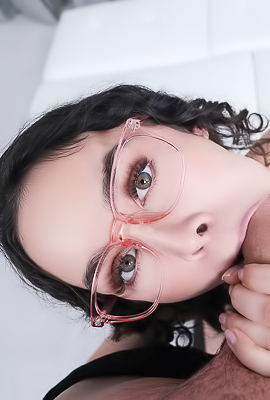 Sensual Submission As Alina Voss Surrenders To Desire