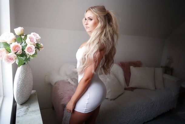 Scandinavian Model Anna Nystrom - Picture 02