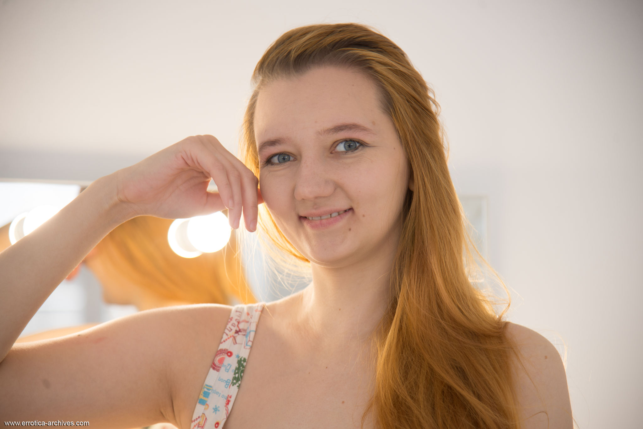 Yummy Babe Ena  - Picture 01