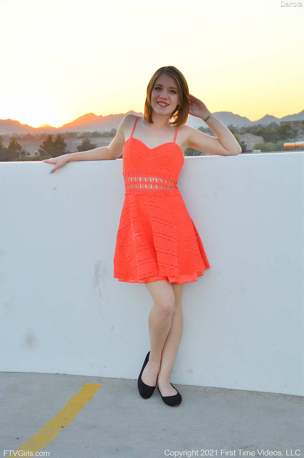 Dakota In Her Sunset Colors - Picture 09