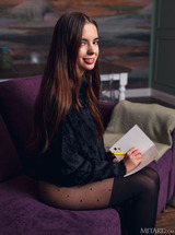 Neesa Expose Her Gorgeous Breasts - photo 01