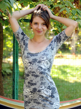 Simona Enjoying To Show Her Naked Body - photo 01 loading=