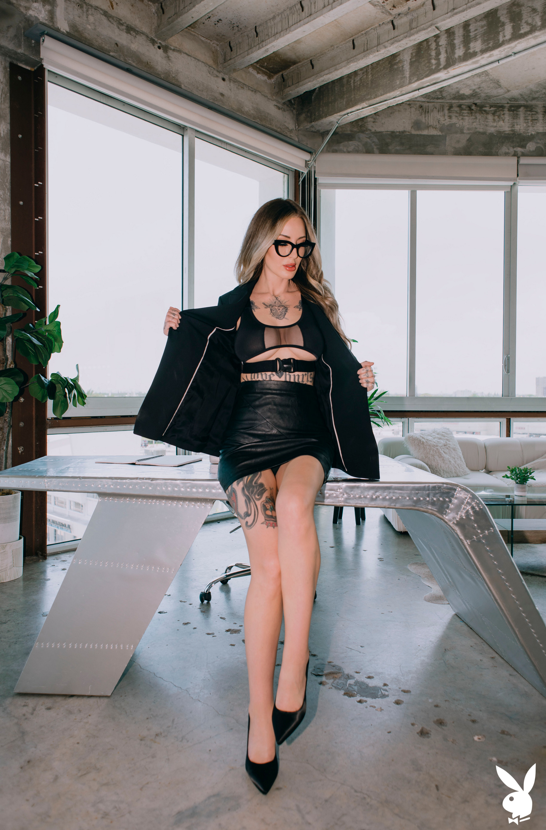 Paige Amaze In Creative Kick - Picture 00