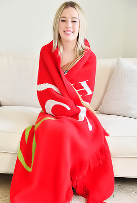 Vibe For My Clit - FTV Lola