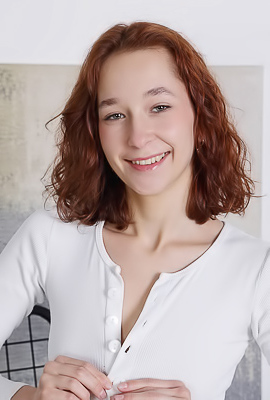 Rea Ready Shining With Pleasure At The Thought Of Your Gaze On Her Gorgeous Body