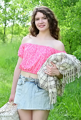 Carrie With Perky Breasts And Trickles Down Her Sexy Body