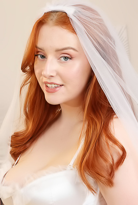 Jen Loveheart Sexy Bride Only Tease