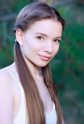 Dariana Not Caring Who Might See Her Daring Display