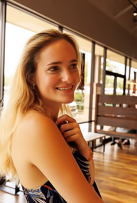 Athena Fleurs Breakfast Babe Zishy