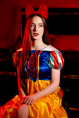 Bianca Beauchamp And Hazel Moore With Tight Natural Curves In Snow White XXX: A Porn Parody