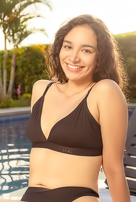 Saray Bound Latina Brunette Basks In The Sun’s Golden Glow