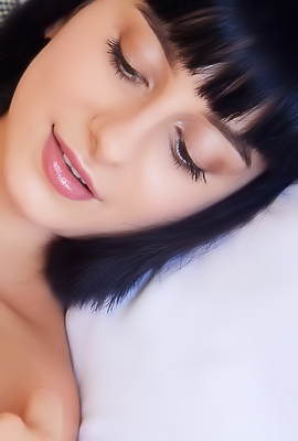 Sarah Heizels Teasing Strips Reveal Nipples And Wet Dreams